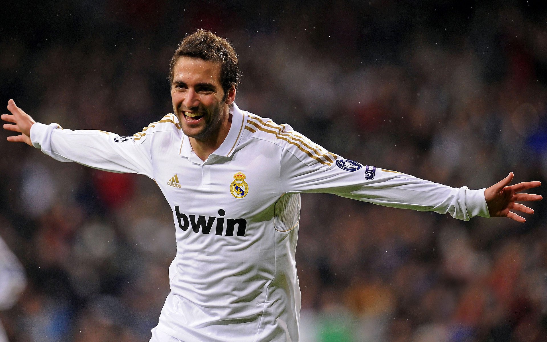 查默斯冲刺阶段技压群雄，查尔莫斯得分